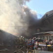 Пожар площадью две тысячи квадратных метров охватил центральный рынок Нальчика