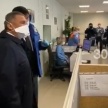 Минниханов осмотрел оснащение машин скорой помощи для перевозки заболевших Covid-19