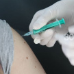 Россиядә коронавирустан тагын бер вакцина сынау этабына әзерләнә 
