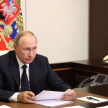 Путин поручил оказать помощь пострадавшим в результате крушения военного самолета в Ейске