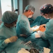 В Казани врачи ДРКБ показали, как проводят операцию по уменьшению груди девушке – видео