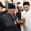 Раис Татарстана посетил выставку реликвий пророка Мухаммеда в Болгаре