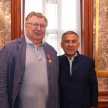 Минниханов вручил Елисееву медаль в честь 100-летия ТАССР 